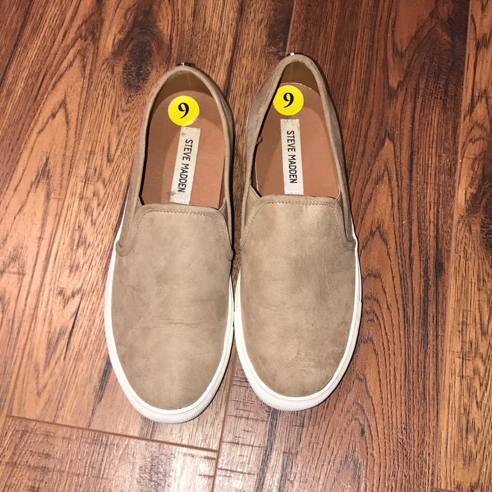 Steve Madden slide shoes